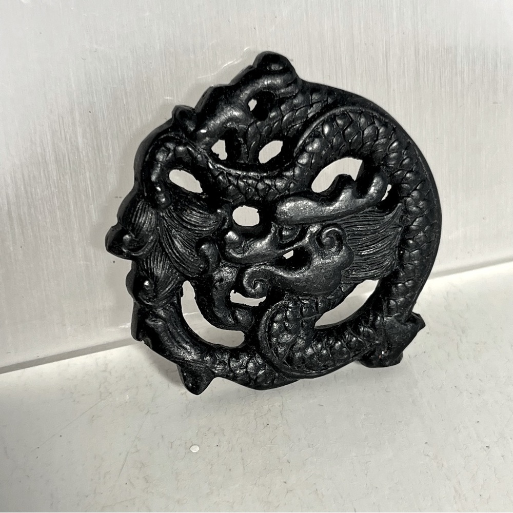 Black pendant
